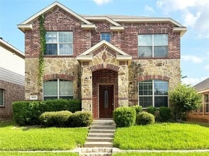 Building Photo - 9100 Spurs Trail