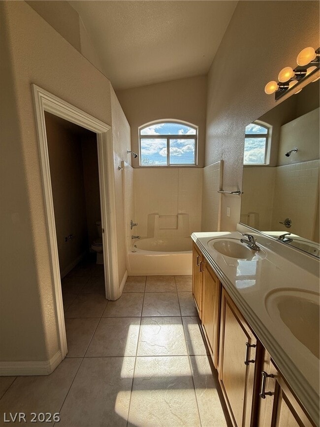 Building Photo - 6463 E Elwood Mead Ave