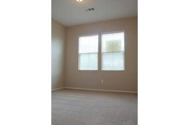 Building Photo - 15651 Vista Way