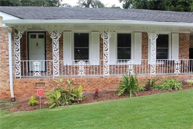 Building Photo - 1179 Old Coach Rd