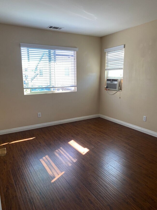 Building Photo - Moreno Valley Executive Home for Lease - Upgraded & Move-in Ready!
