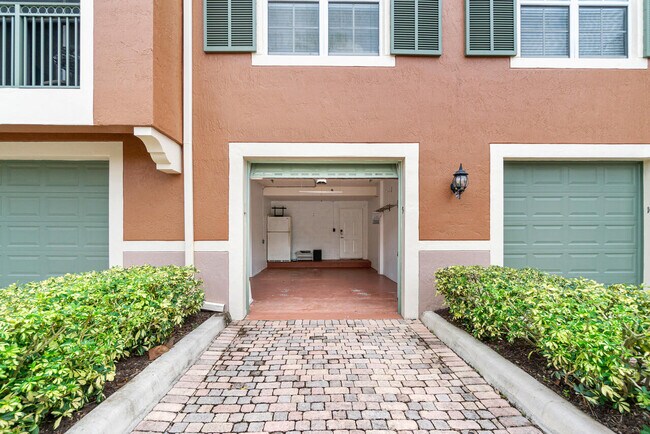 Building Photo - 11730 St Andrews Place