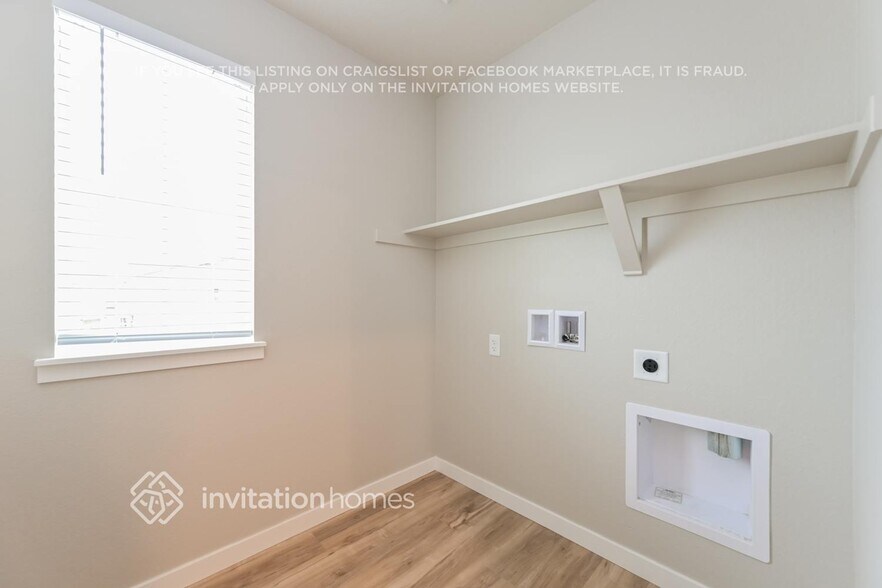 Building Photo - 22645 E 47th Ave