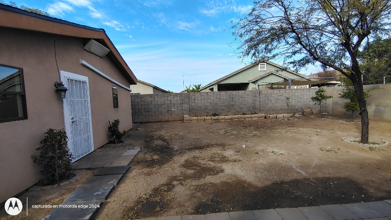 Building Photo - 7038 W Fillmore St