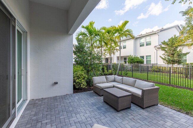 Building Photo - 16401 Millenium Ct