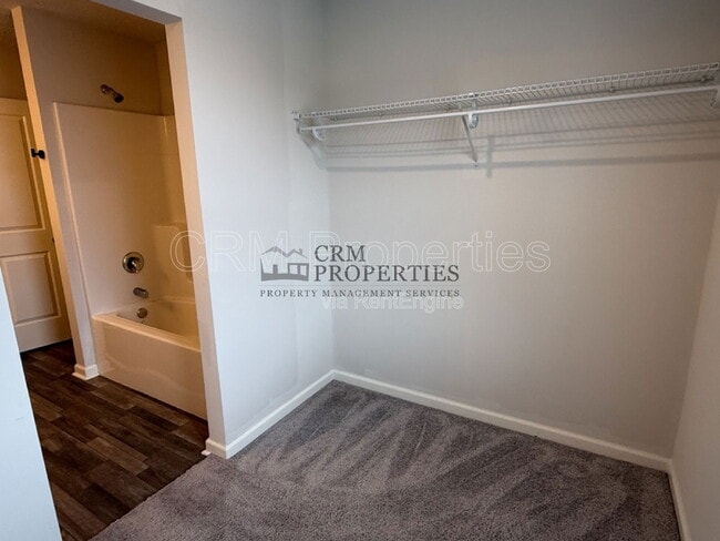 Building Photo - 1113 Doe Spgs Ct