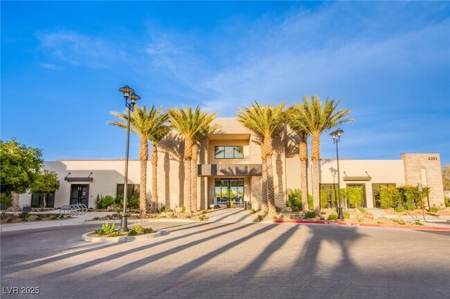 Building Photo - 10960 Merito Ct