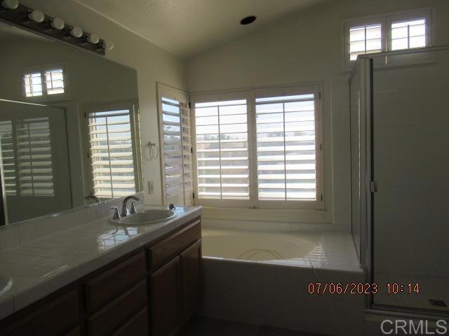 Building Photo - 552 Bayona Loop