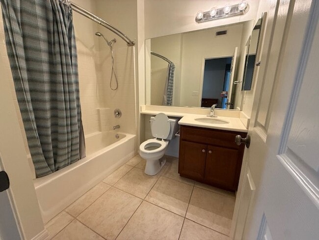 Building Photo - 2bd 2.5 bath in Turtle Ridge