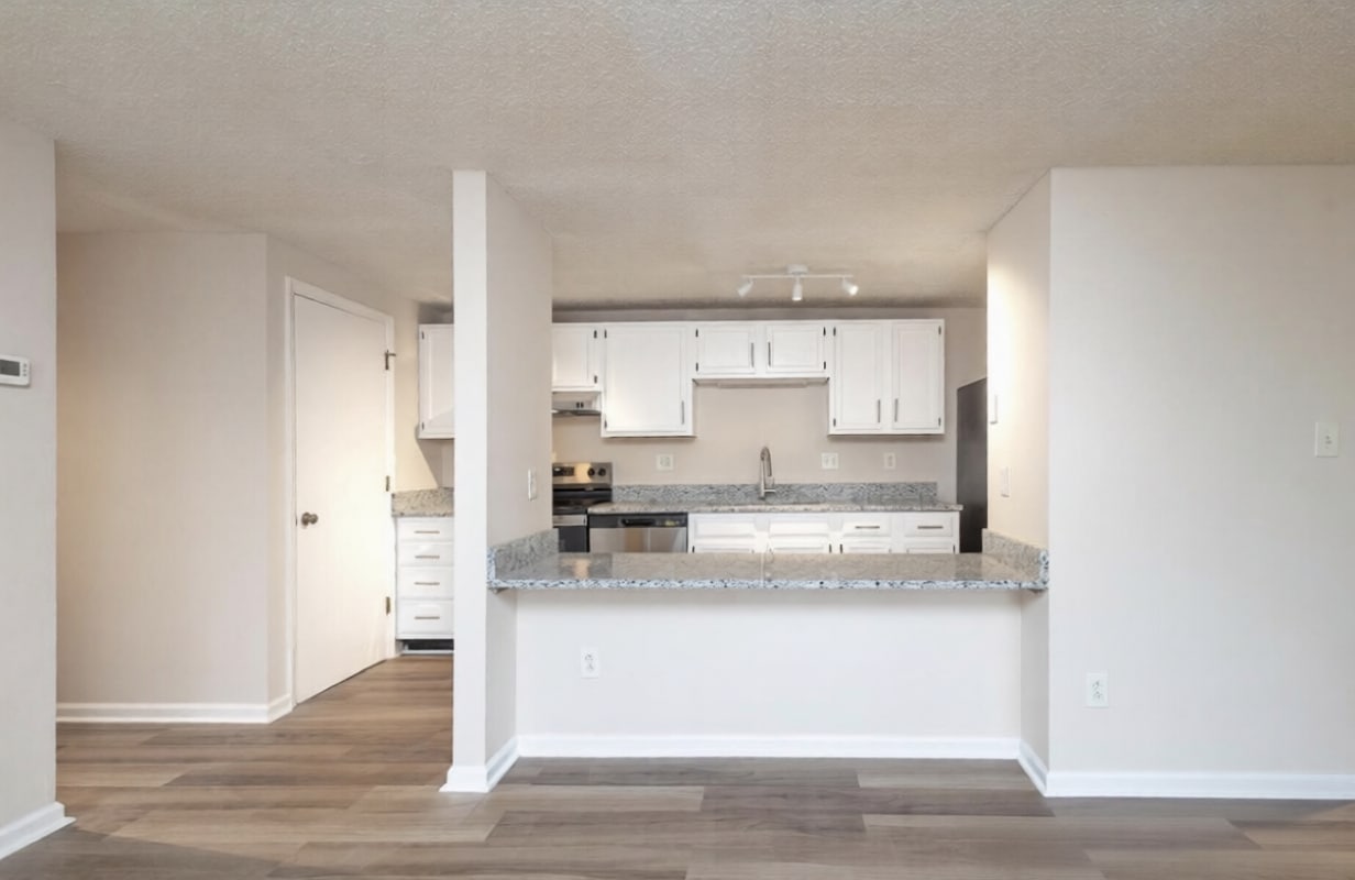 Building Photo - 9500 Shannon Green Dr