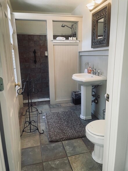 1st floor full Bath with walk in shower - 541 E Jones Ln
