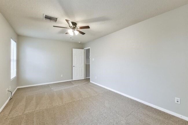 Building Photo - 9845 Youpon Ridge Way