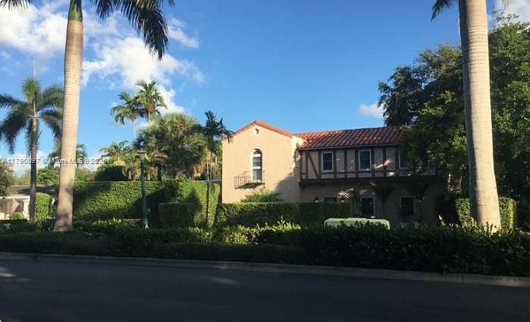 Building Photo - 339 NE 96th St