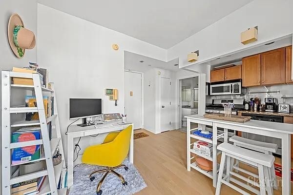 Building Photo - 520 West 23rd Street