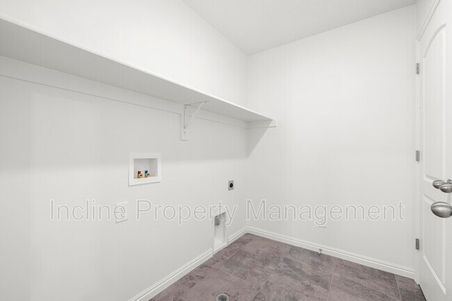 Building Photo - 97 E Polaris Dr