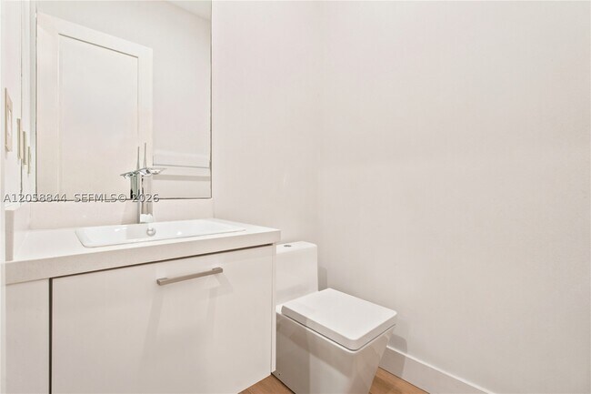 Building Photo - 5080 NW 84th Ave