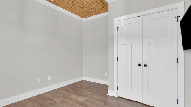 Building Photo - New Build 3 Bed, 2.5 Bath, 2 Car Garage + ...
