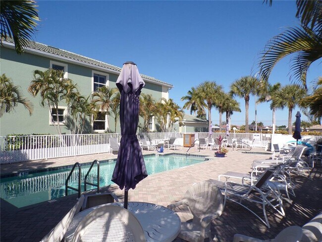 Building Photo - 1431 Aqui Esta Dr