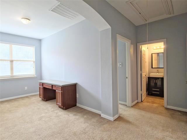 Building Photo - 4121 William Dehaes Dr