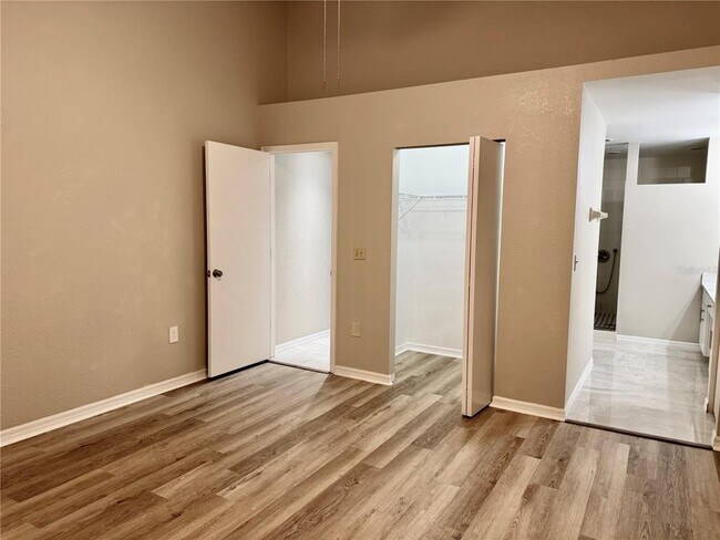 Building Photo - 14922 Par Club Cir