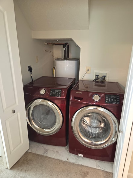 Building Photo - 4604 Deepwood Ct