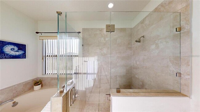 Building Photo - 3044 Camino Real Dr S