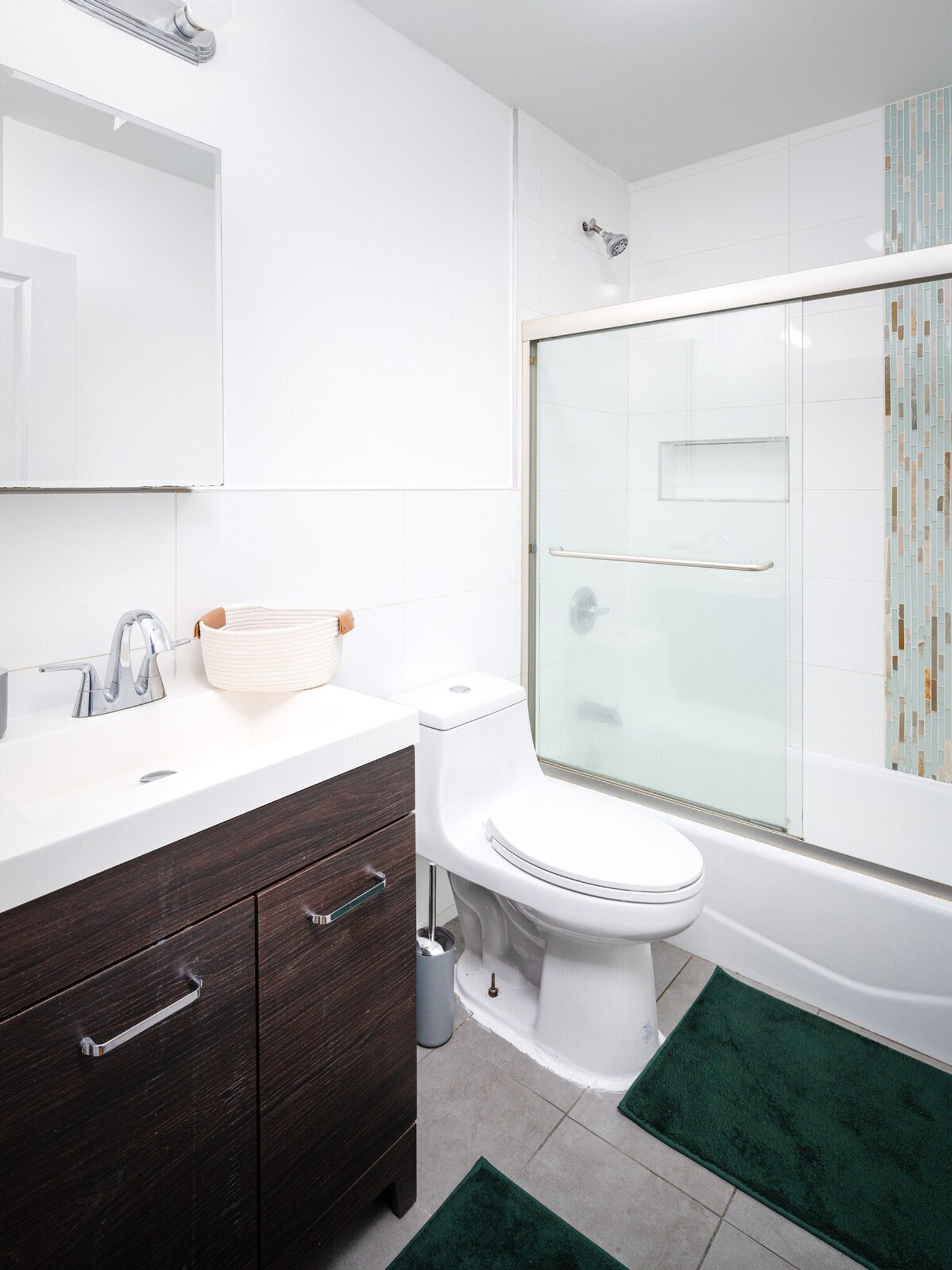 Building Photo - 310 W 53rd St