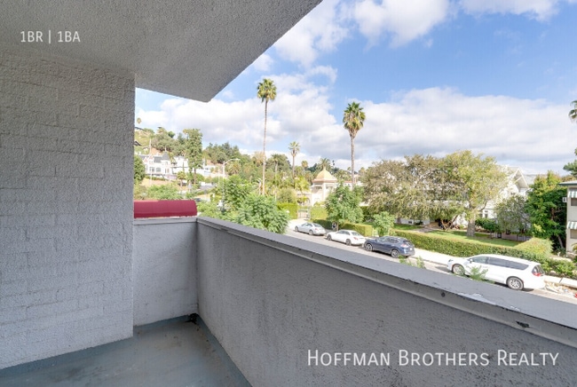 Building Photo - 1755 N Orange Dr