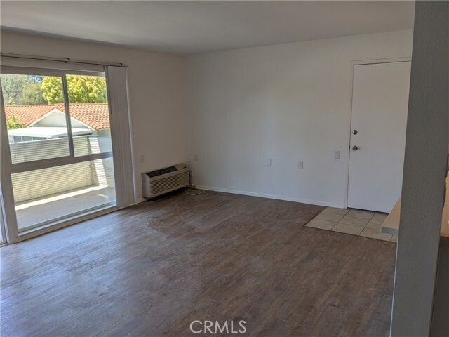 Building Photo - 968 Calle Aragon