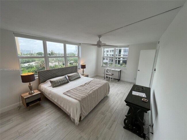 Building Photo - 1340 S Ocean Blvd