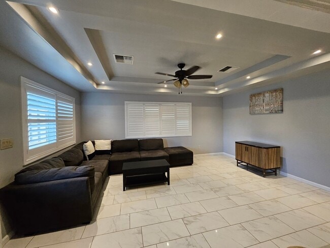 Building Photo - Fully Furnished 3 bedroom North Kihei Home