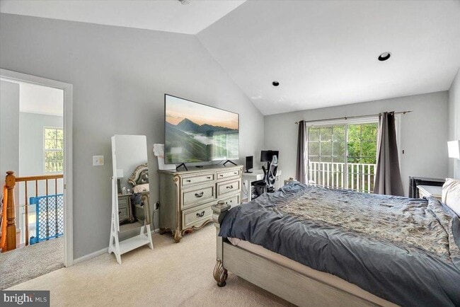 Building Photo - 614 Bollen Ct