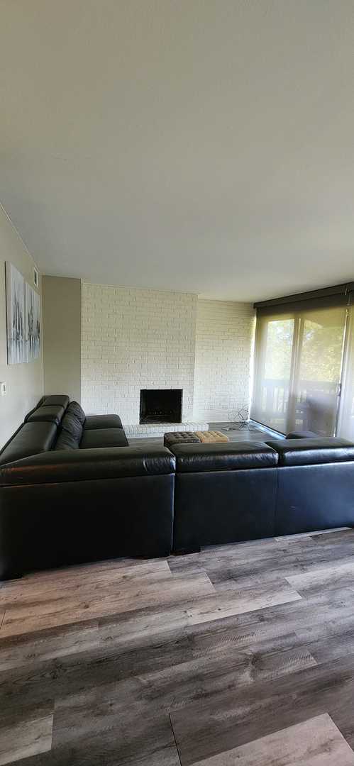 Building Photo - 5534 E Lake Dr