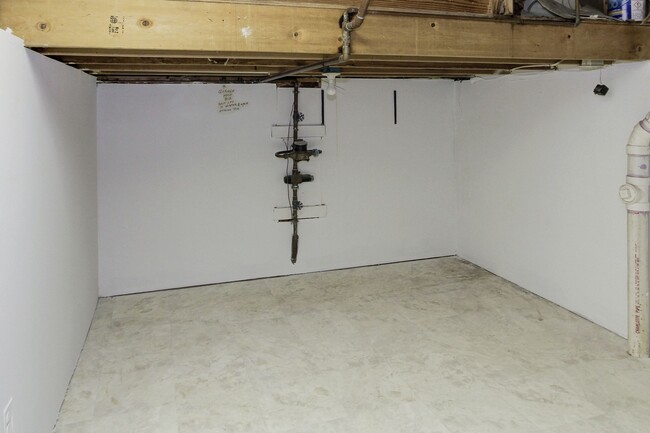 Huge Lower Level Storage Room! - 7222 Swansong Way