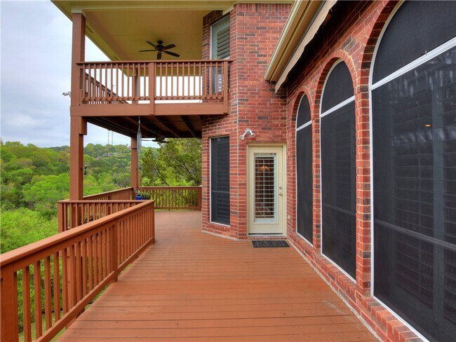 Building Photo - 2006 S Oak Canyon Rd