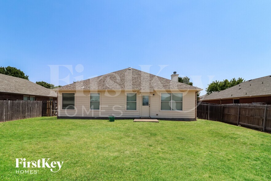 Building Photo - 105 Bear Trail