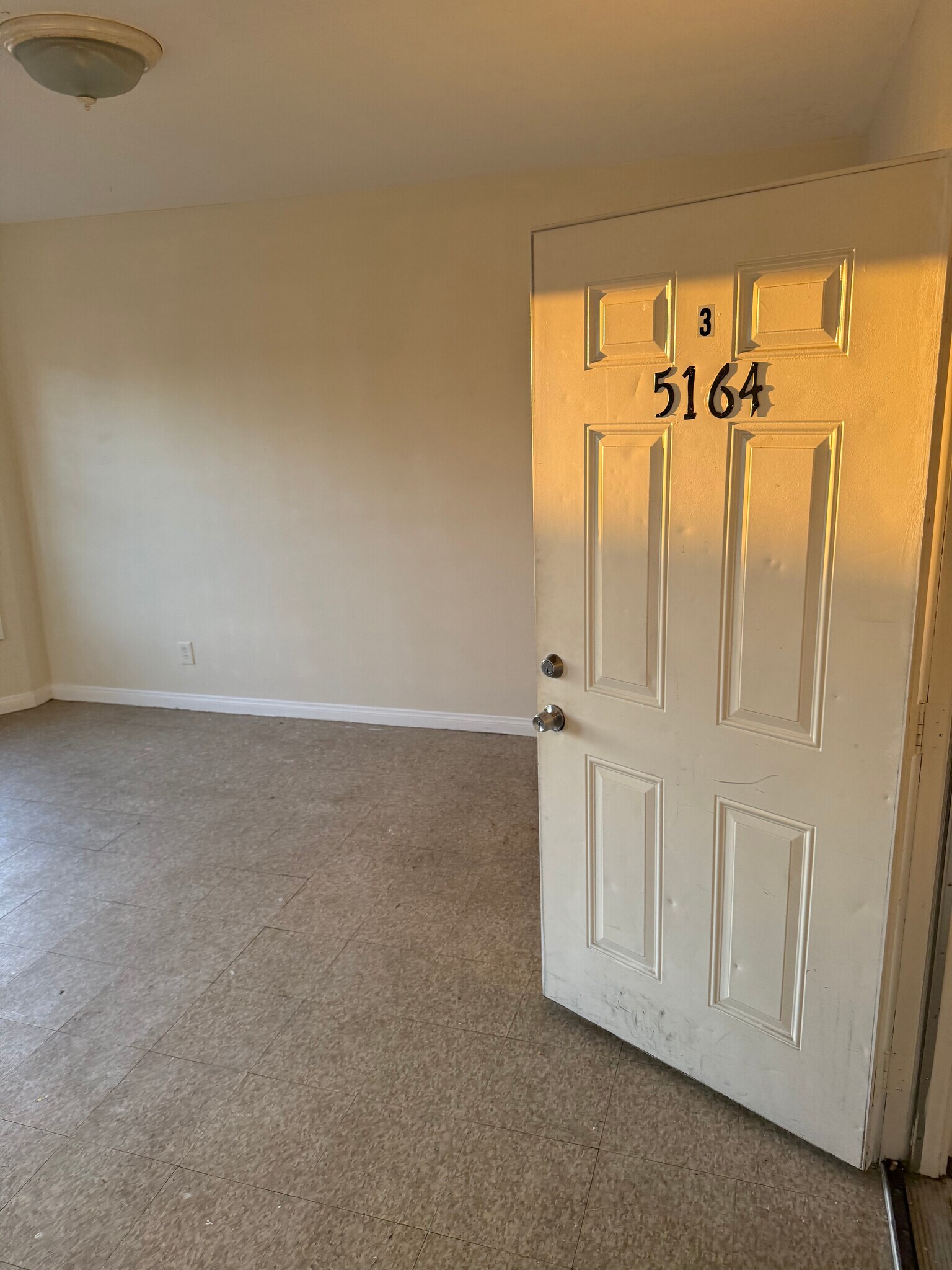 Building Photo - 5164 Imperial Ave