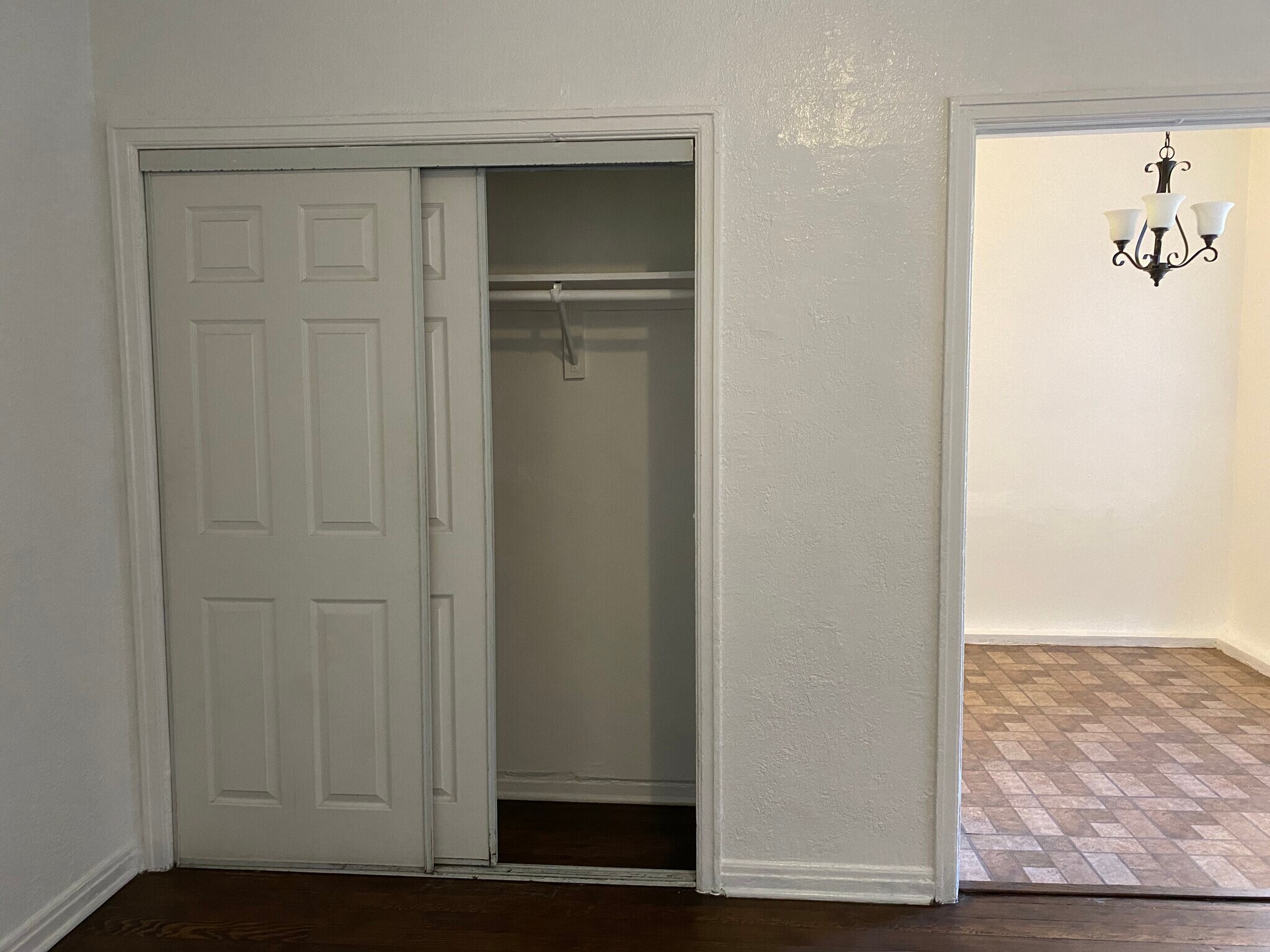 Building Photo - 545 S Hobart Blvd