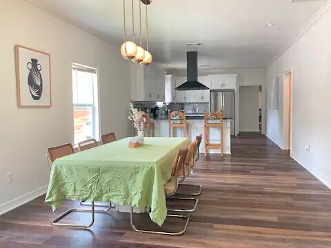 Building Photo - 8110 Helmers St