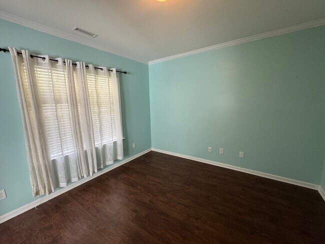 Building Photo - 3098 Glencorra dr