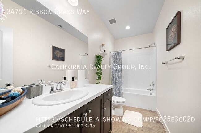 Building Photo - 34751 Ribbon Grass Way