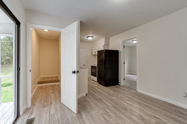Building Photo - Charming 3-Bedroom Home in East Chattanooga