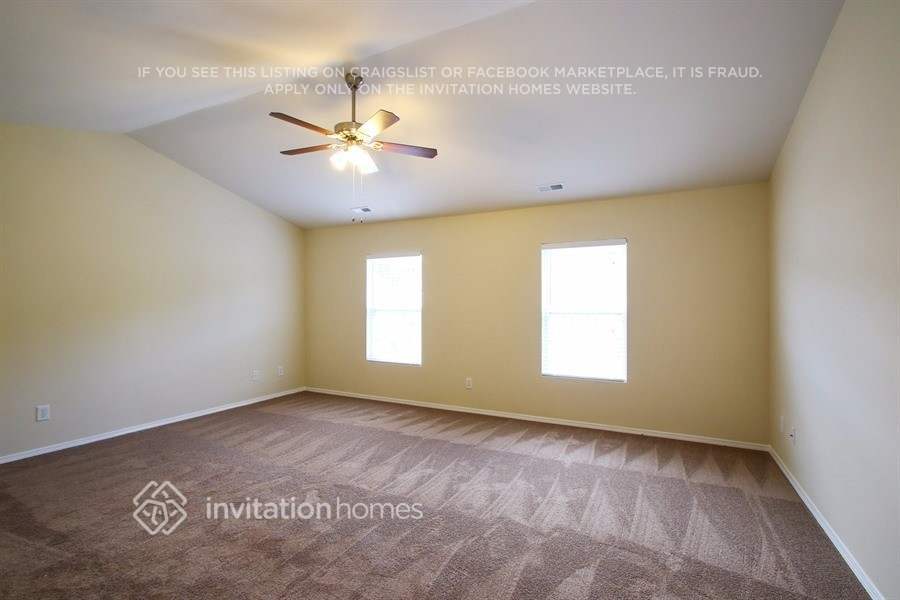 Building Photo - 8825 Chalkstone Rd