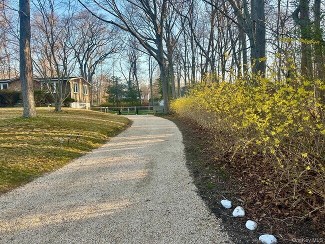 Building Photo - 9 Johnston Rd