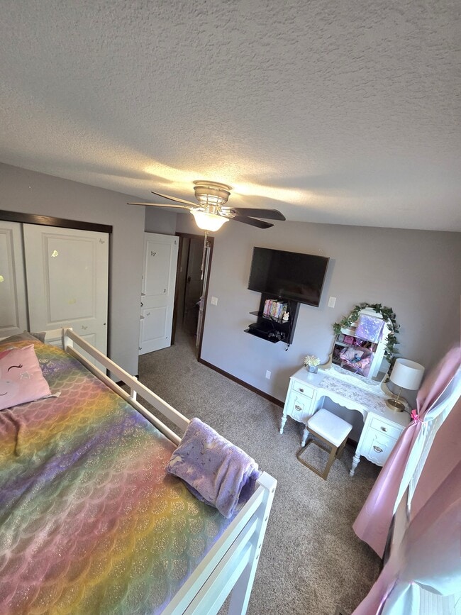 Building Photo - 4121 Mockingbird Ln