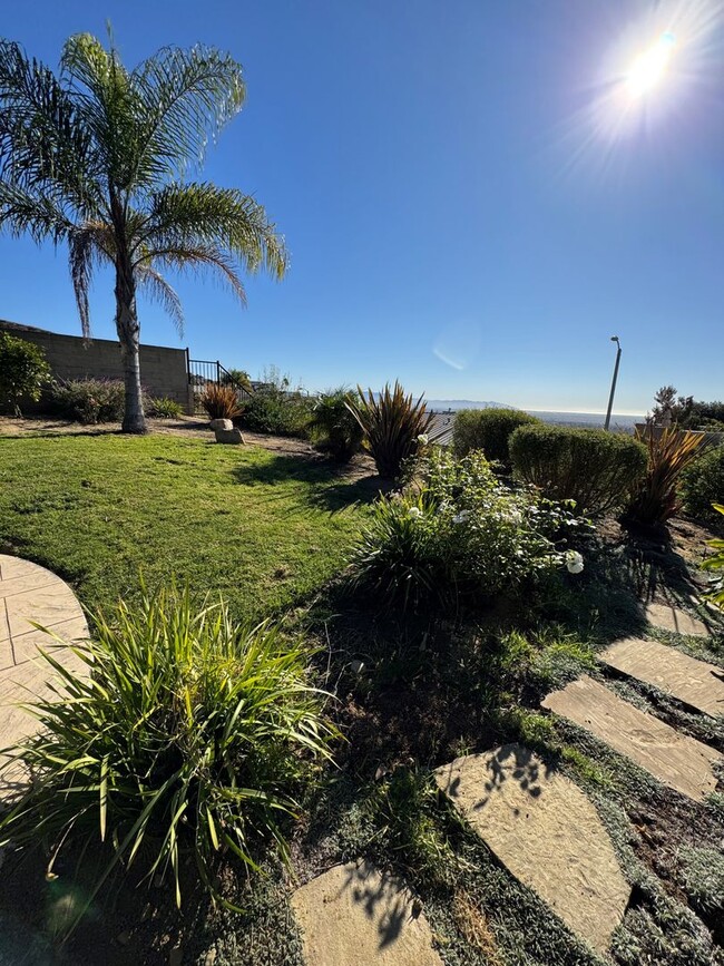 Building Photo - Skyline Neighborhood with Ocean Views!