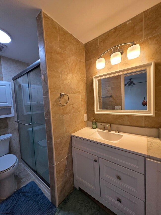 Building Photo - 22 Oyster Bay