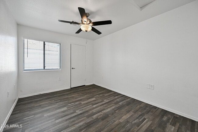 Building Photo - 3065 N 67th Ave