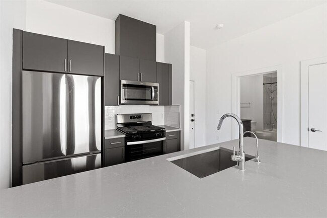 Building Photo - 3900 Berkman Dr