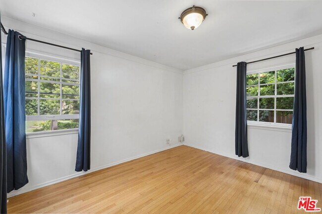 Building Photo - 1377 Appleton Way